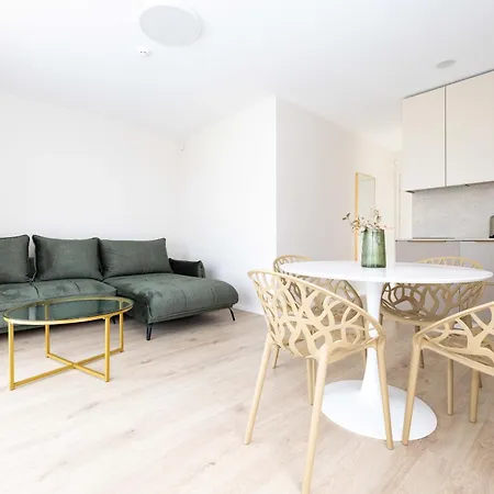 Apartment Brand New/apt On Vaivorykstes Str, By Cohost *