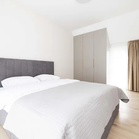 Apartment Brand New/apt On Vaivorykstes Str, By Cohost Palanga
