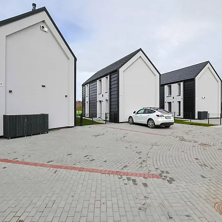 Brand New/apt On Vaivorykstes Str, By Cohost Apartment Palanga