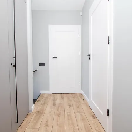 Brand New/apt On Vaivorykstes Str, By Cohost Apartment