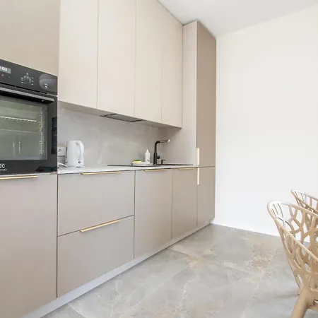 Brand New/apt On Vaivorykstes Str, By Cohost * Palanga