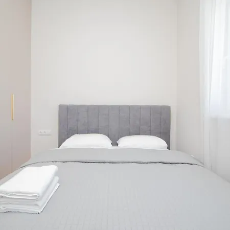 Apartment Brand New/apt On Vaivorykstes Str, By Cohost *