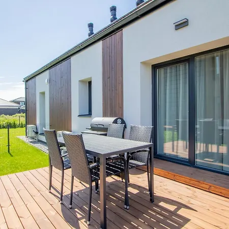 Apartment Brand New/apt On Vaivorykstes Str, By Cohost Palanga
