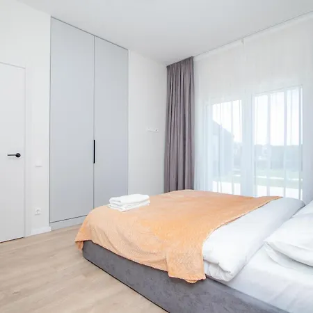 Brand New/apt On Vaivorykstes Str, By Cohost * Palanga